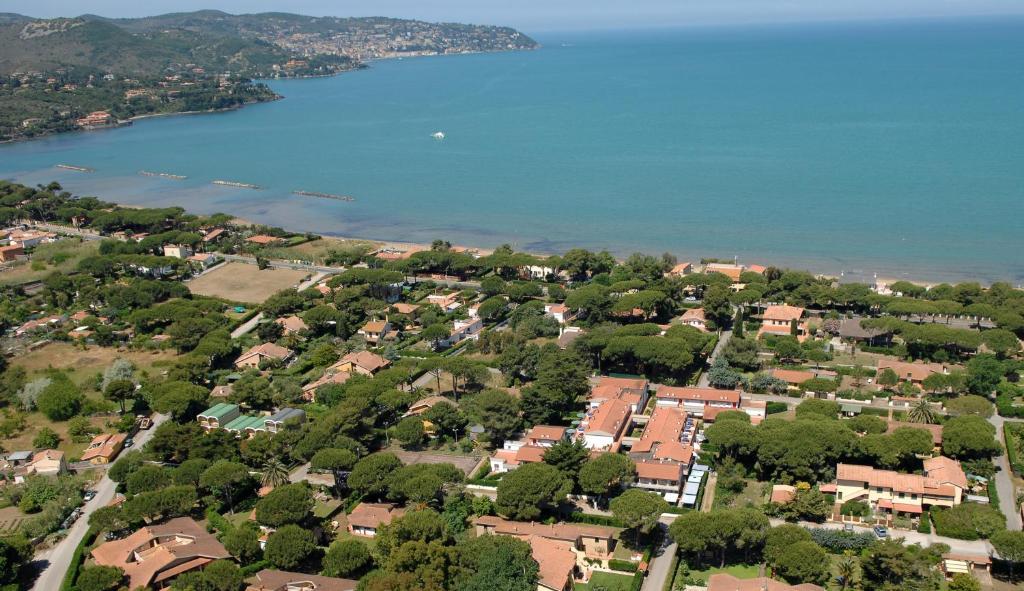 Rta Airone Aparthotel Orbetello Exterior foto