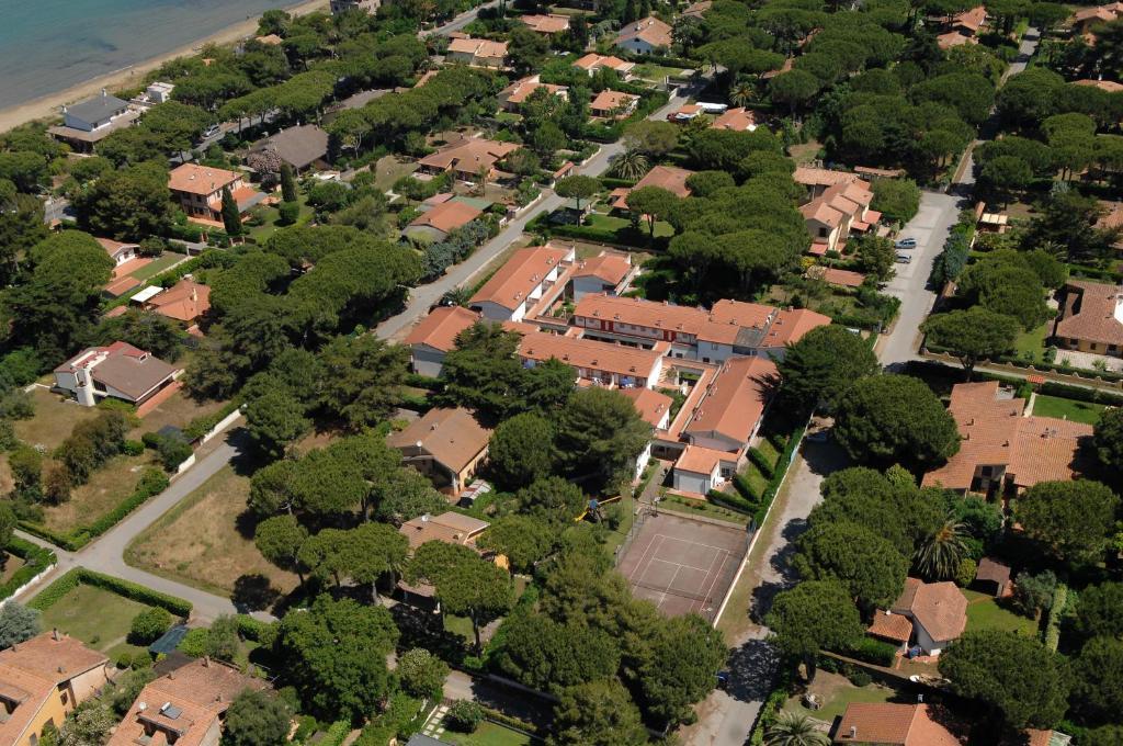 Rta Airone Aparthotel Orbetello Exterior foto