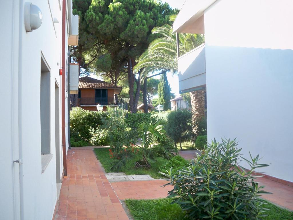 Rta Airone Aparthotel Orbetello Exterior foto